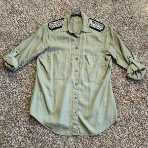 Military style button down w metal shoulder detail